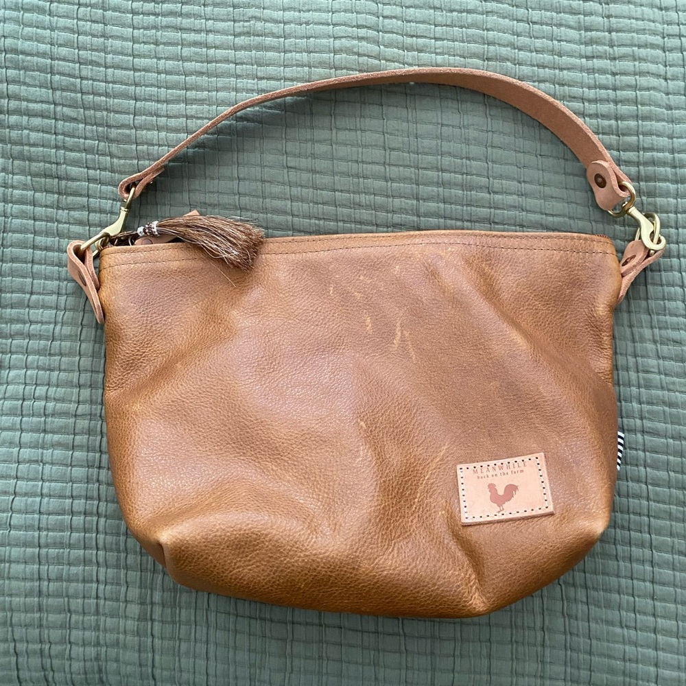Meanwhile Back on the Farm Midi Hobo in Camel Leather